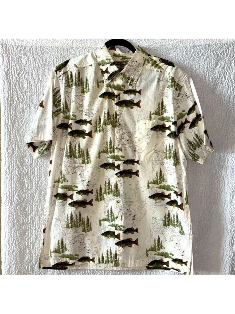 HOOK & TACKLE Hi-Tech Limited Edition Fish Short Sleeve Button-Down Shirt